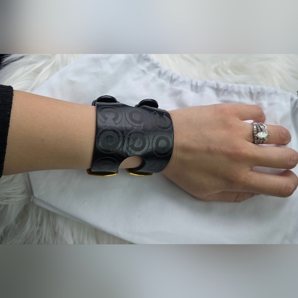 ❌SOLD❌ 🖤 Chanel Coco Cuff 🖤 - Picture 14 of 14